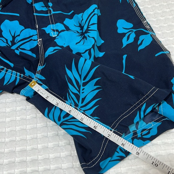 Kanu Mens Blue Hibiscus Surf Board Shorts - Picture 4 of 8